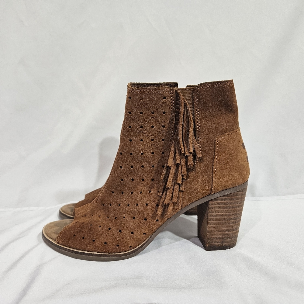 Toms fringed peep toe booties women's size 7